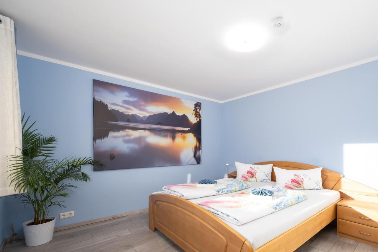 Saal Familienfreundliche 3-Zimmer-Ferienwohnung מראה חיצוני תמונה