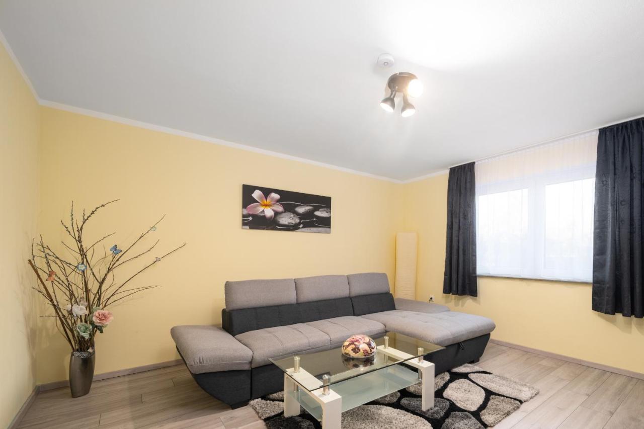 Saal Familienfreundliche 3-Zimmer-Ferienwohnung מראה חיצוני תמונה